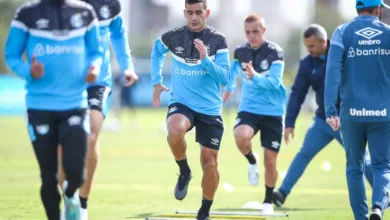 Sem a presença de Renato, Grêmio faz treino físico e Cristaldo avança na recuperação Cristaldo pelo Grêmio