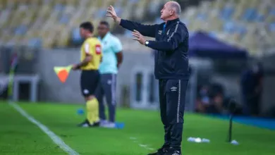 Felipão abre a "caixa-preta" do Grêmio de 2021 e revela "decisões não aceitas" Felipão pelo Grêmio