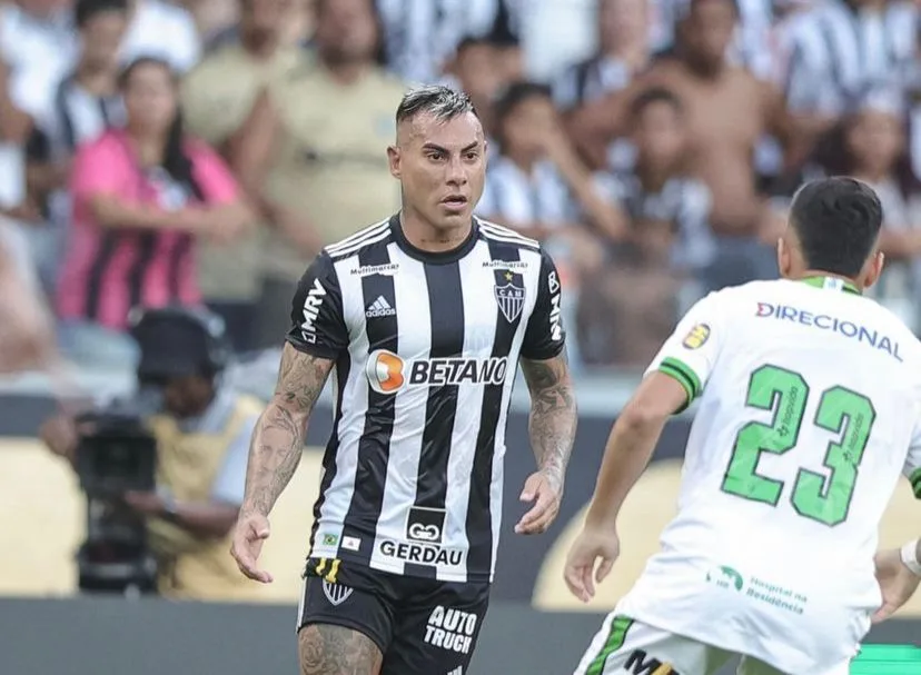Ex-Grêmio, Vargas perde gol incrível e vira alvo de torcida organizada do Atlético-MG: "Sem vontade" Grêmio já teve Eduardo Vargas; Inter quer?