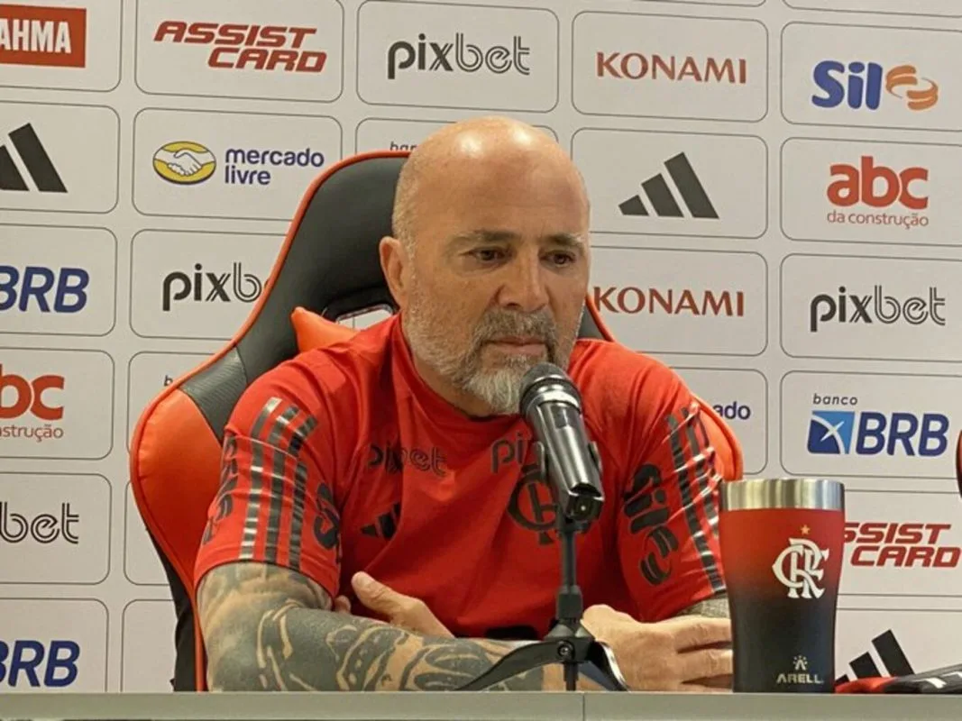 Sampaoli explica a substituição de Pedro e diz que Inter já estava "muito feliz" com o empate Jorge Sampaoli concede entrevista coletiva para a imprensa após jogo do Flamengo e agora pega o Grêmio