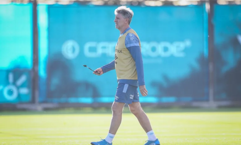 Renato evita falar de Gre-Nal e cita outro problema do time do Grêmio além da falta de velocidade Renato