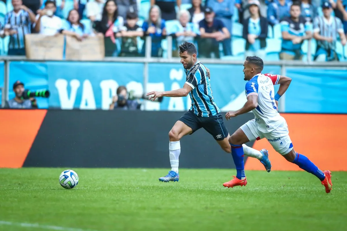 Jogadores do Grêmio admitem "cansaço" durante o empate contra o Fortaleza na Arena Grêmio só empatou com o Fortaleza pelo Brasileirão
