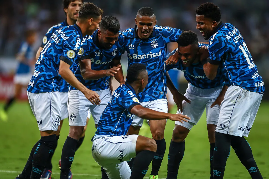 Quais eram as "laranjas podres" em 2021? Ex-dirigente relembra convivência de vestiário no Grêmio Grêmio