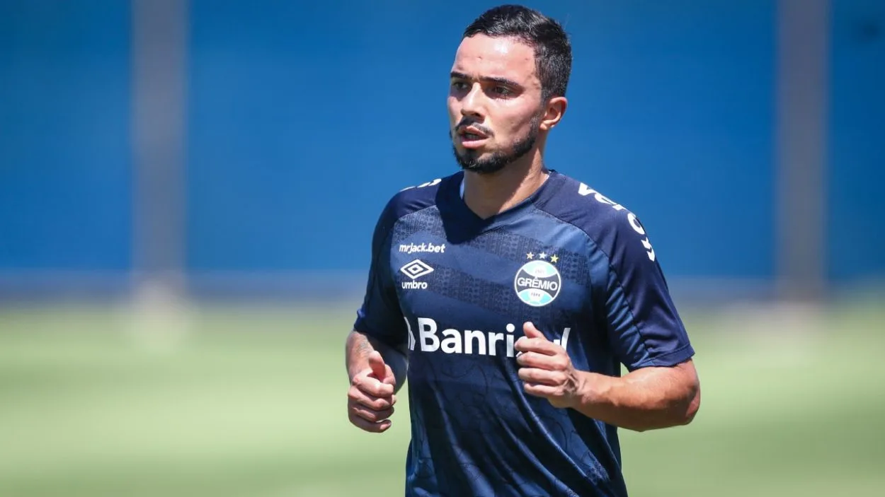 Últimas do Grêmio: lesão confirmada de Fábio, reclamação de atacante e opinião de treinador rival Grêmio
