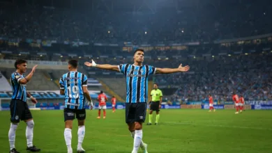 Messi poderia levar Suárez para os EUA? Grêmio tem cláusula milionária no contrato do uruguaio Suárez no Grêmio