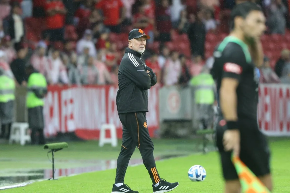 Mano Menezes