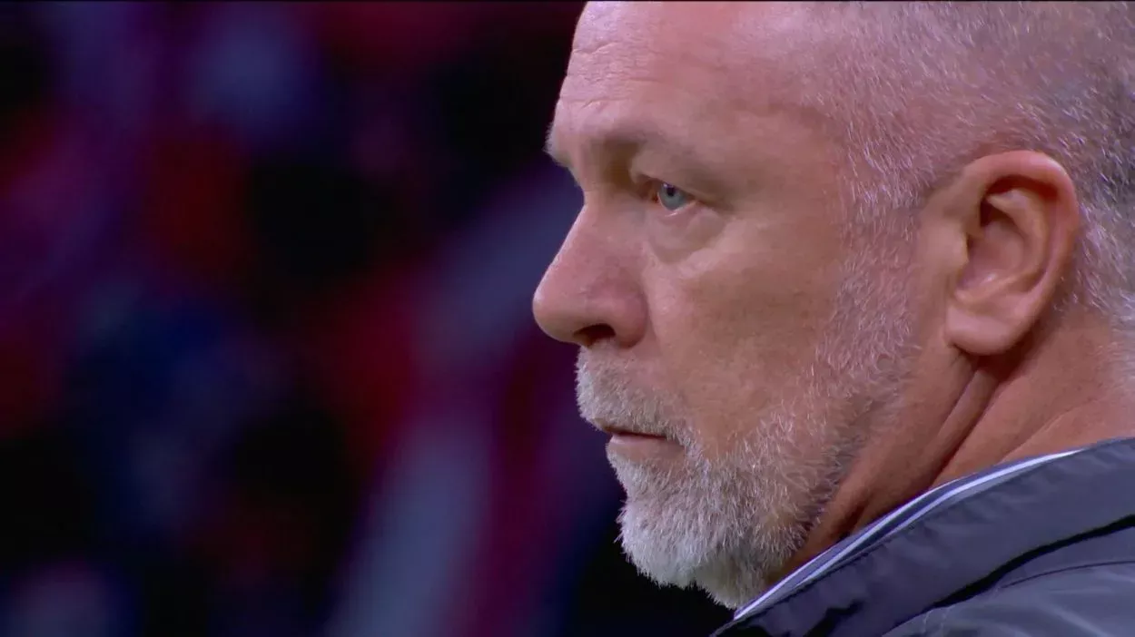 Mano Menezes viu Suárez fazer belo gol pelo Grêmio