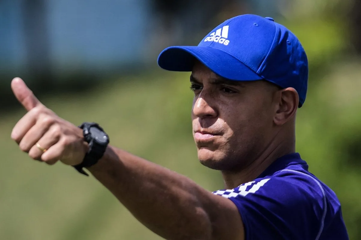 Pepa leva o Cruzeiro a encarar o Grêmio na quarta