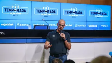 Caleffi ainda espera ter conversa com o presidente do Grêmio e revela se amizade continua Grêmio