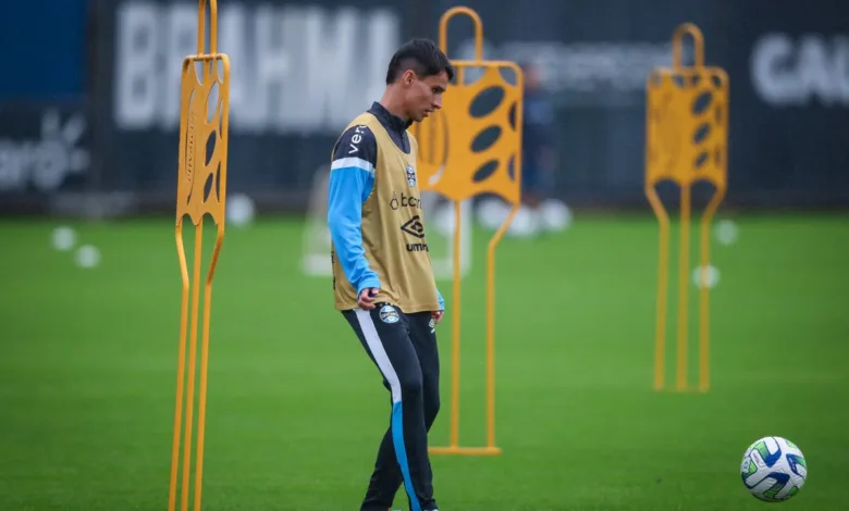 Com Ferreira entre os titulares, Grêmio vence amistoso contra o Lajeadense no CT Luiz Carvalho Grêmio terá Ferreira