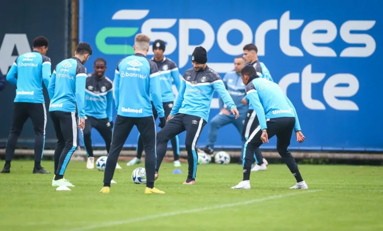 Grêmio deixa medalhão de fora da lista de relacionados e cria estratégia para mais uma saída Grêmio