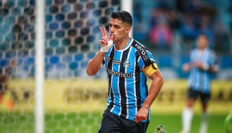 Suárez brilhou pelo Grêmio