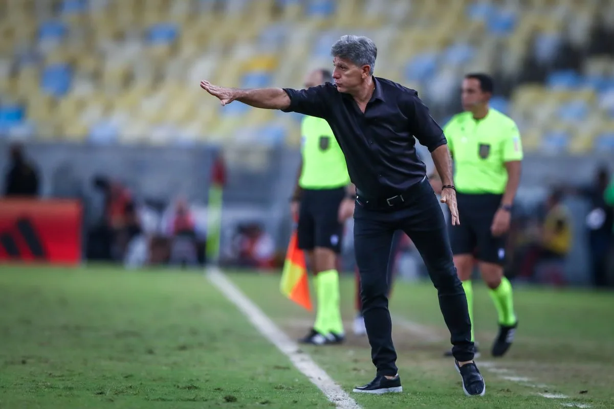 Renato elogiou o Grêmio contra o Flamengo em jogo que teve Suárez