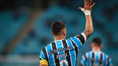 Vídeo vazado envolvendo Guerra e o joelho de Suárez causa desconforto no Grêmio: "Maldoso" Suárez