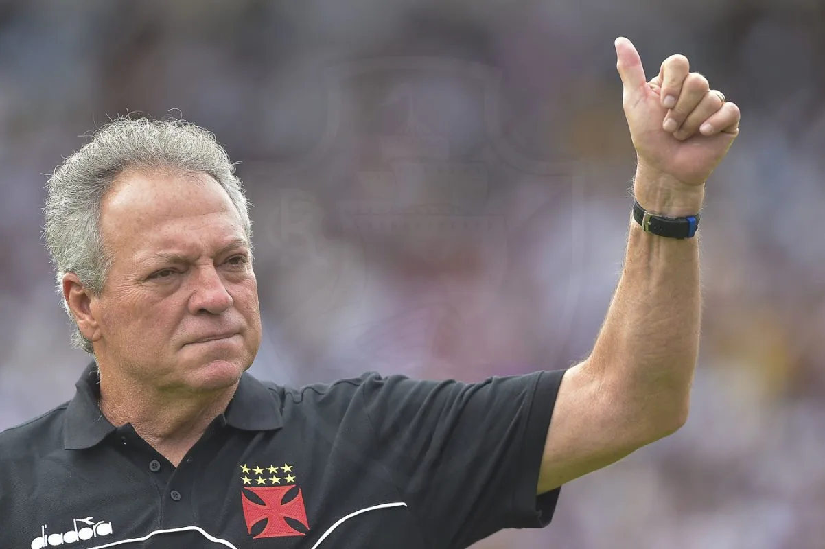 Abel Braga reafirma opinião de que o Beira-Rio é o estádio mais bonito do país: "Não mudarei nunca" Abel falou do Inter