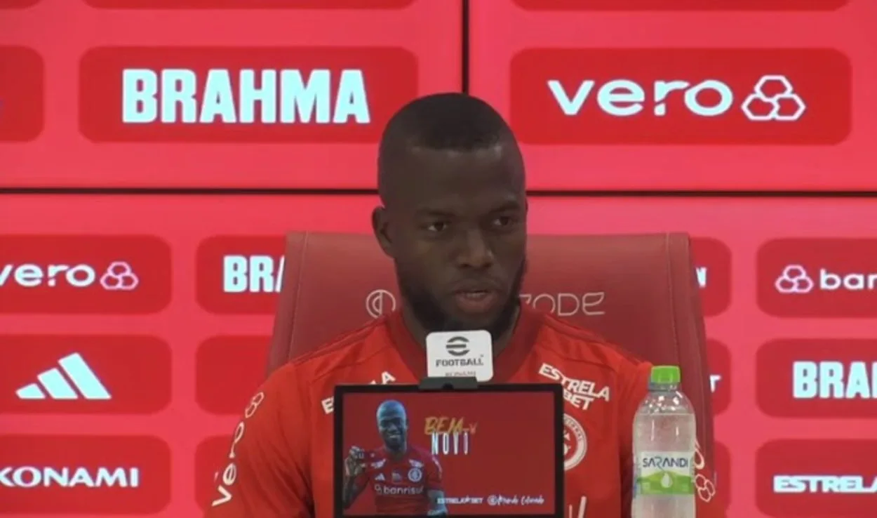 Após superar atrito, Enner Valencia afirma que buscou conhecer a história de Magrão no Inter Enner Valencia em coletiva pelo Inter