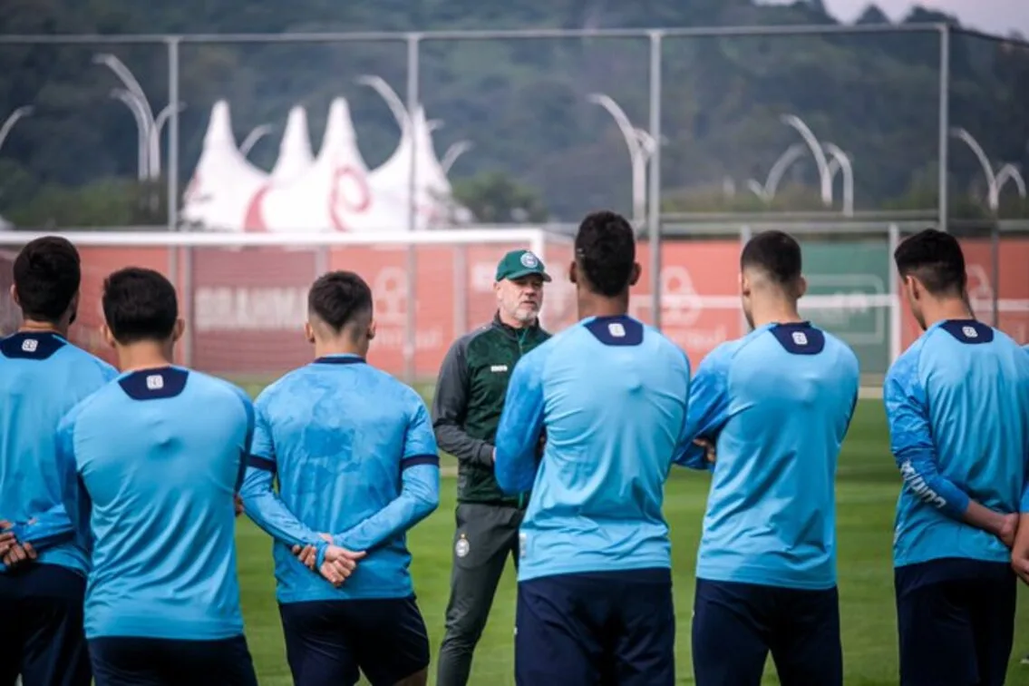 Zago diz que gostaria de voltar ao Inter e dá dicas de como enfrentar um jogo na altitude Zago treinou o Inter