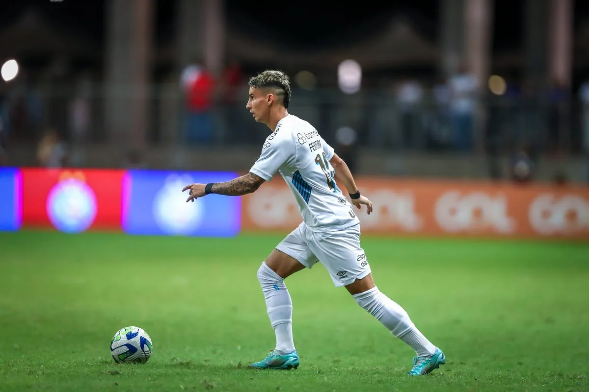 Ferreira se diz "feliz" pela nova fase no Grêmio e entende escolha de Renato: "Voltando aos poucos" Ferreira voltando ao Grêmio