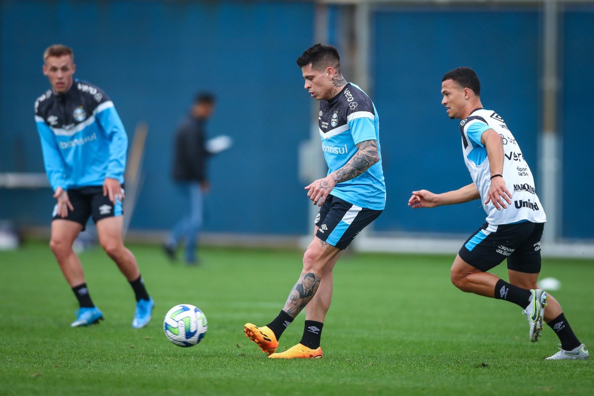 Grêmio vence o Novo Hamburgo em jogo-treino no CT Luiz Carvalho