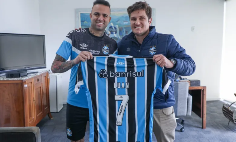 Após passagem curta de Luan em 2023, Grêmio define quem será o seu novo camisa 7 Luan no Grêmio