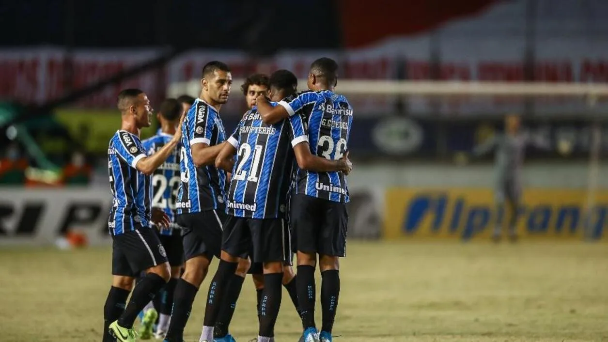 Grêmio relembra "aniversário" de uma das vitórias em Gre-Nais em cima do Inter de Coudet Grêmio