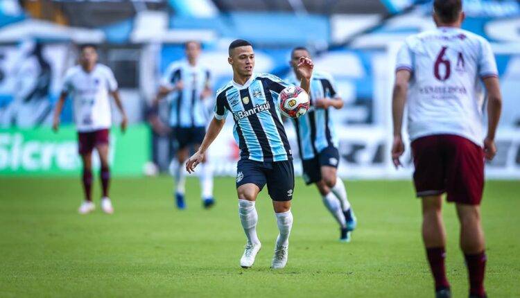 Darlan sai do Grêmio