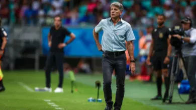 O que diz Renato sobre o primeiro reforço do Grêmio e as dificuldades atuais no mercado Renato recebeu recado de Wendell no Grêmio