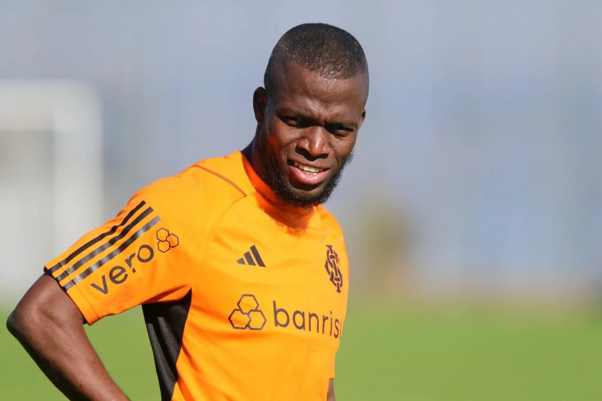 Mano Menezes falou de Enner Valencia no Inter
