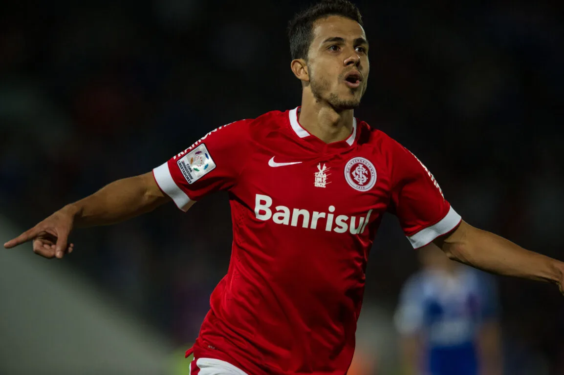 Nilmar pelo Inter