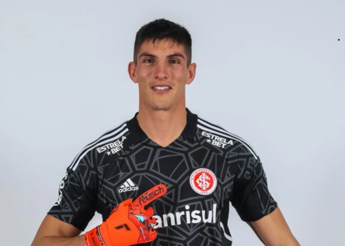 Grêmio nega "chapéu" por Rochet e afirma que não teria feito o negócio que o Inter fez Rochet acertou com o Inter
