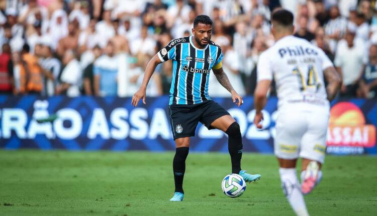 Grêmio teve a expulsão de Reinaldo