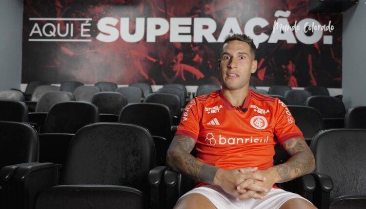 Inter contratou Hugo Mallo