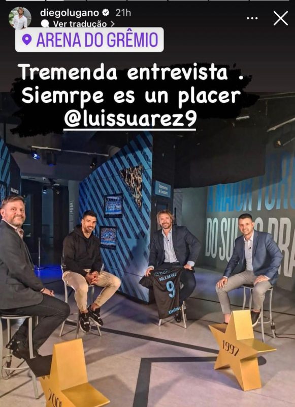 Agora na imprensa, Lugano registra gravação com Suárez na Arena do Grêmio: "Tremenda entrevista"
