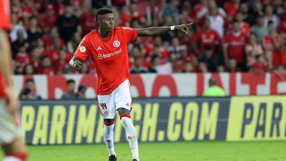 Inter de Coudet ganha opções como Vitão