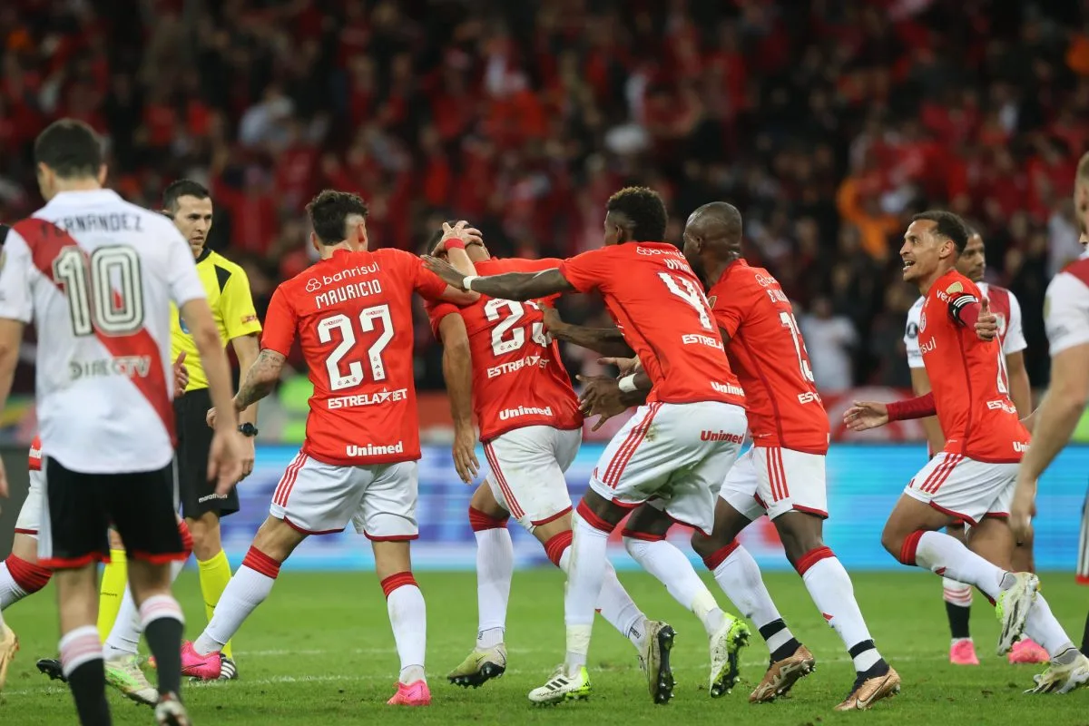 Inter cutuca Grêmio e River Plate depois da classificação nos pênaltis na Libertadores Inter