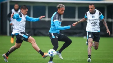 Empresário de Bitello se manifesta e garante que o jogador segue "focado" no Grêmio Bitello com situação encaminhada no Grêmio