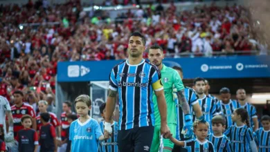 Suárez foi titular contra o Flamengo