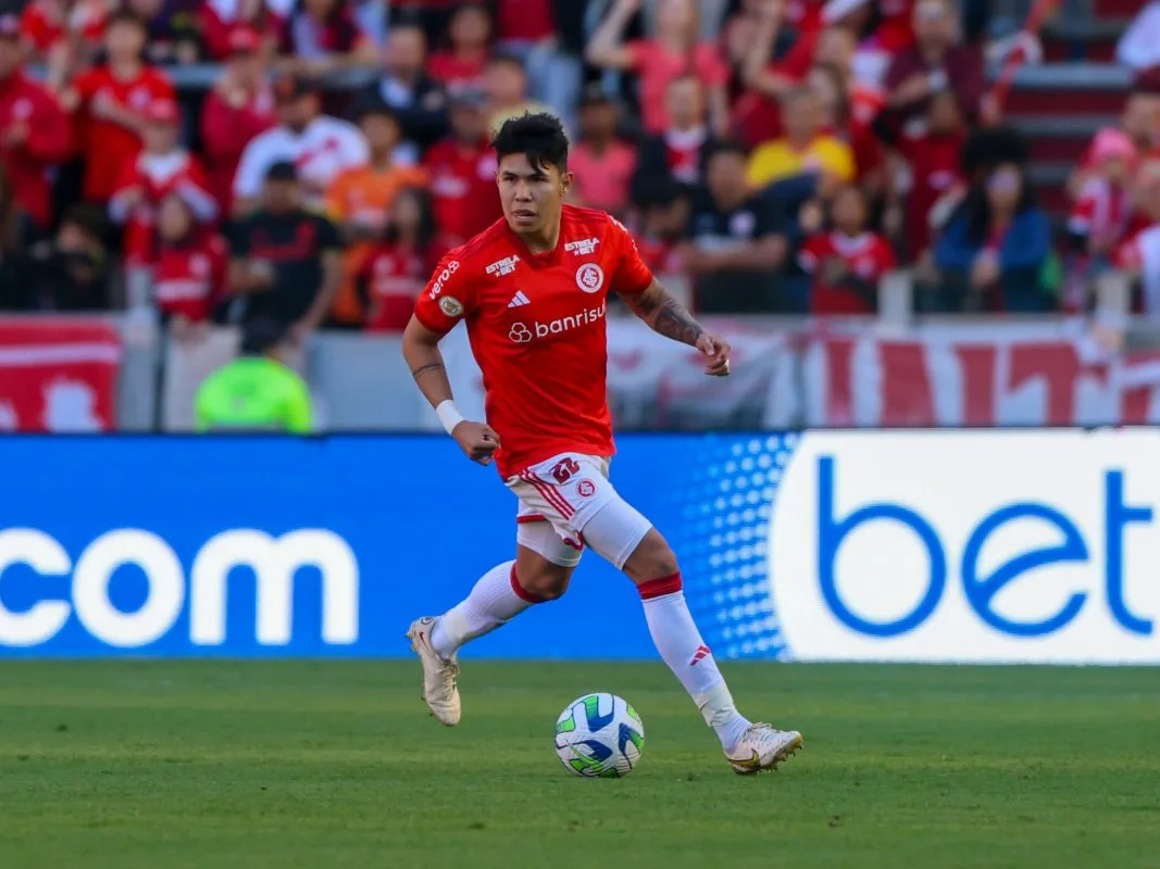 Nico Hernández foi titular do Inter