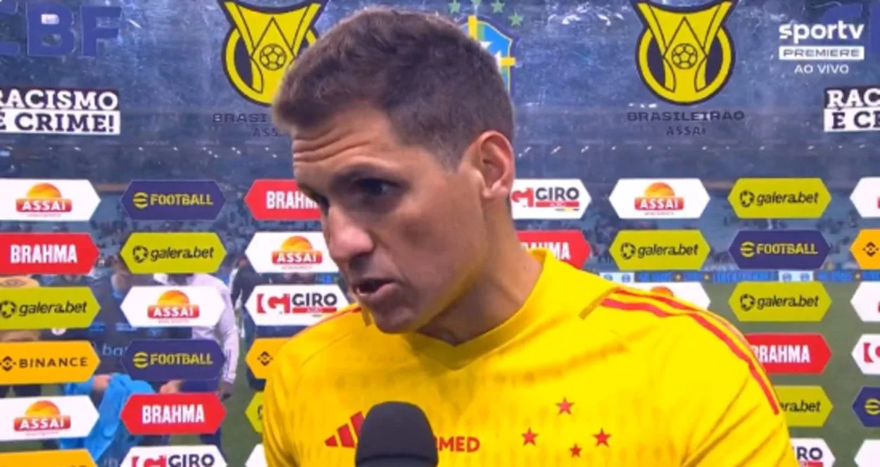 Goleiro do Cruzeiro se revolta em entrevista logo após a derrota de 3x0 para o Grêmio Cruzeiro