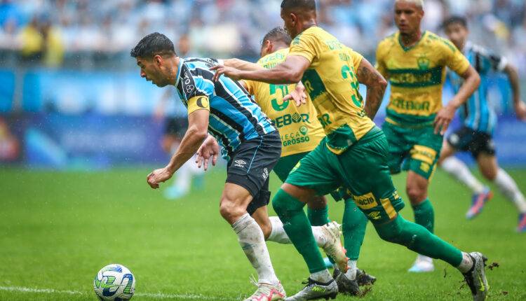 Grêmio tem Suárez