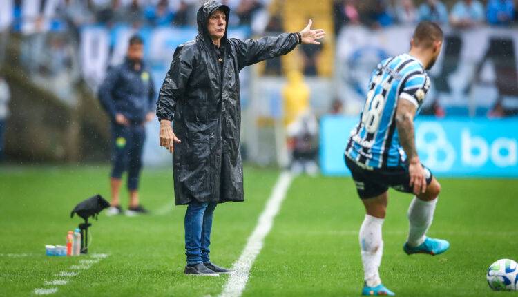 Renato pelo Grêmio