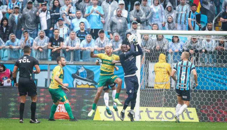 Renato elogiou Caíque no Grêmio