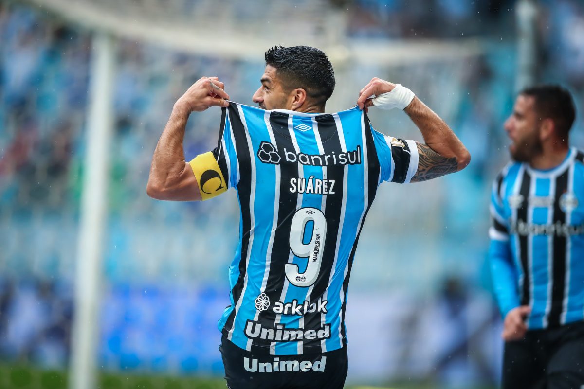 Suárez brilha pelo Grêmio