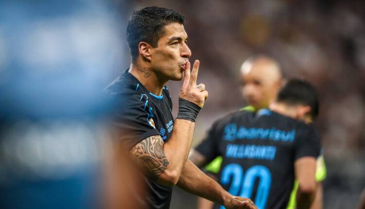 Suárez pelo Grêmio