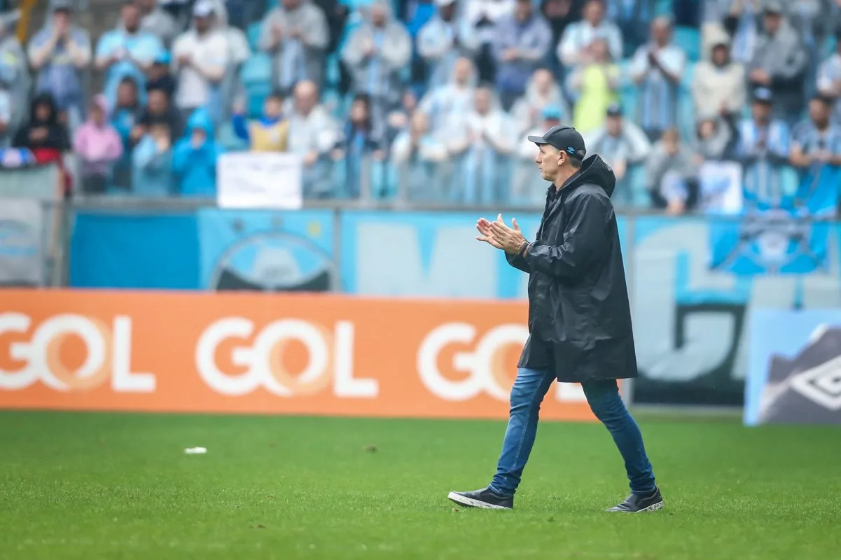 Renato pelo Grêmio