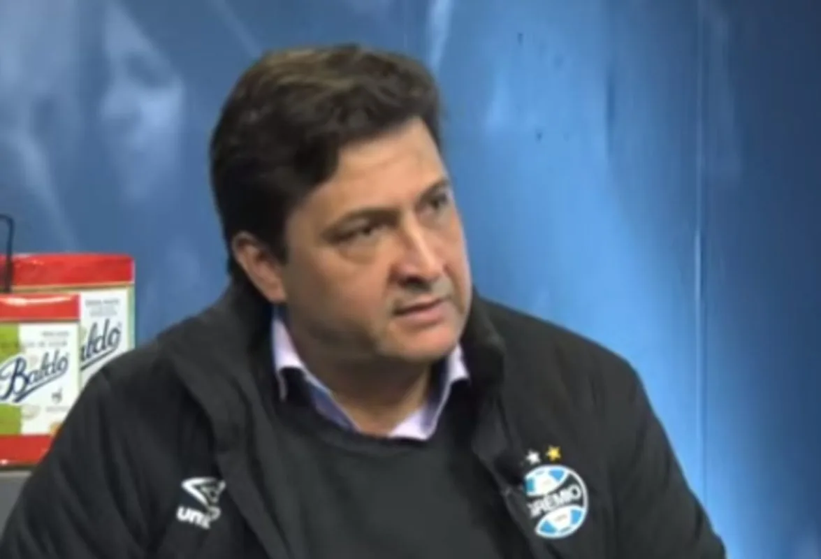 Alvo de Renato em coletiva admitiu ter brigado com o atual presidente do Grêmio; relembre Grêmio tem Renato e Alberto Guerra