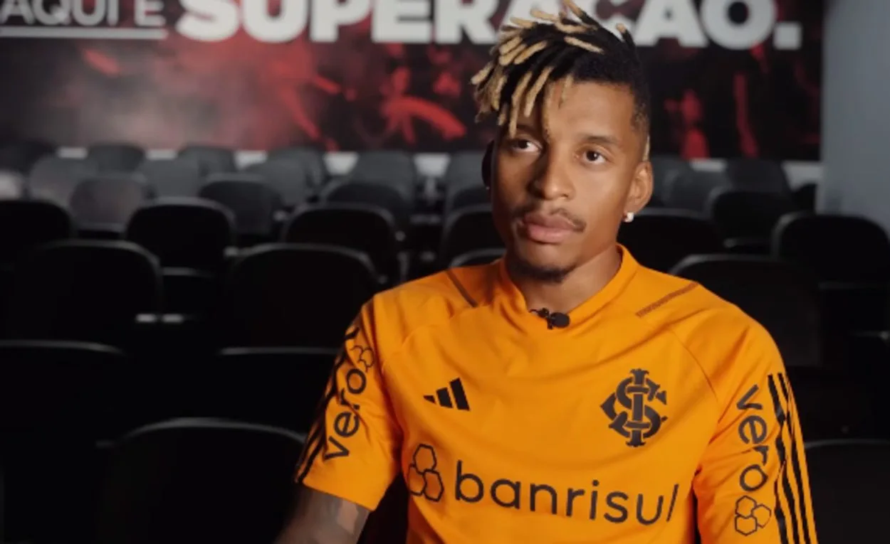 Dalbert diz ter aprendido parte defensiva na Itália e vibra com chegada ao Inter: "Não caiu a ficha" Dalbert é do Inter