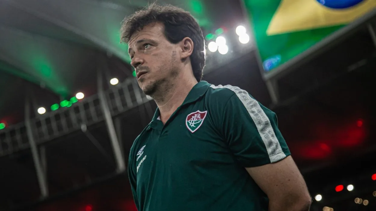 Antes de pegar o Inter, Fluminense vence pelo Brasileirão e Diniz testa Marcelo como meia Diniz