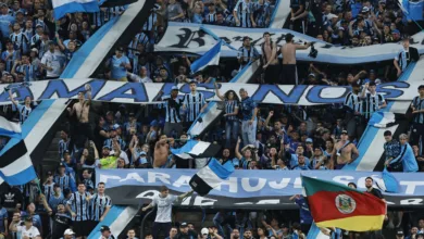 Torcedores gremistas durante partida entre Grêmio x Flamengo, válida pela 29ª rodada do Brasileirão série A 2023.