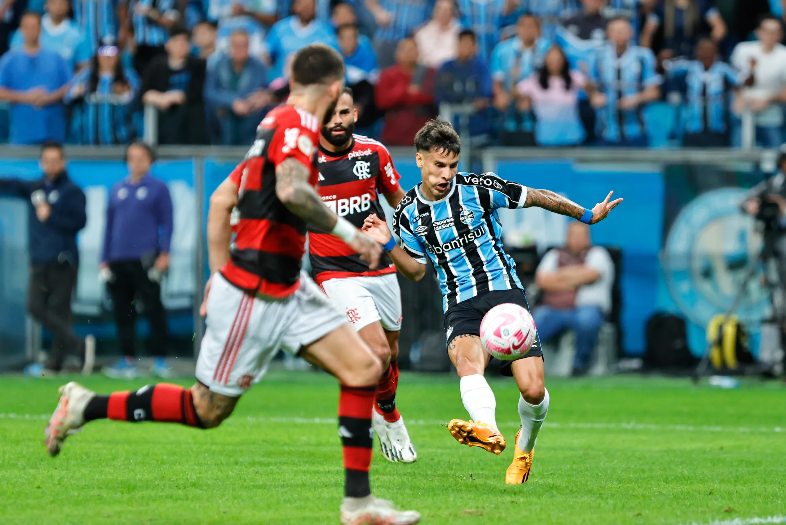 Grêmio não descarta negociar Ferreira com clubes brasileiros para a próxima temporada Grêmio tem Ferreira